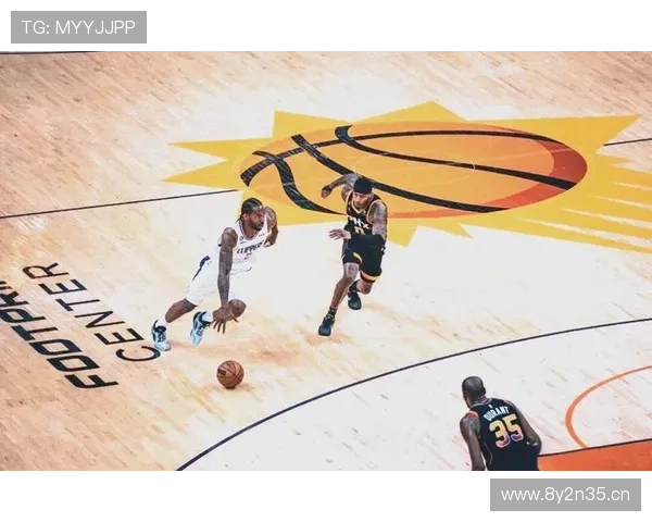 NBA赛季精彩纷呈 聚焦球星表现与赛事精彩瞬间分析 - 副本